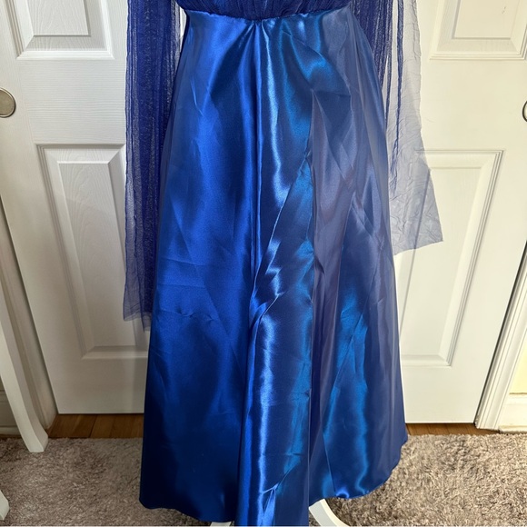 NWOT Royal Blue Gown - Picture 15 of 16